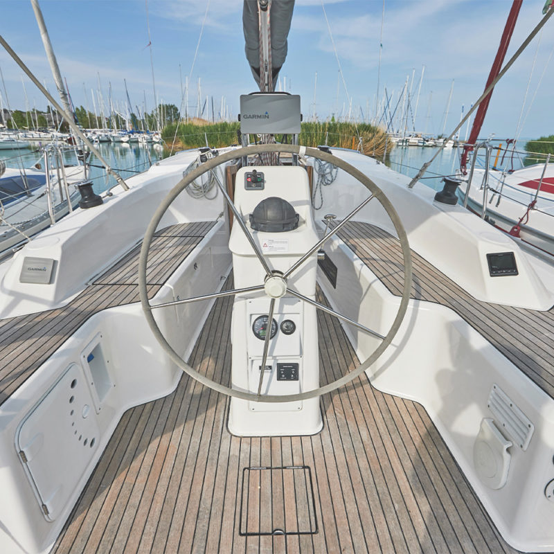 Bavaria Cruiser 33 vitorlásbérlés | Füredyacht Charter