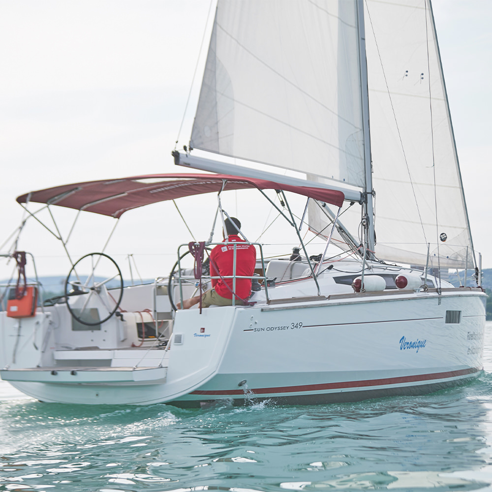 Jeanneau Sun Odyssey 349 sailboat charter | Füredyacht Charter