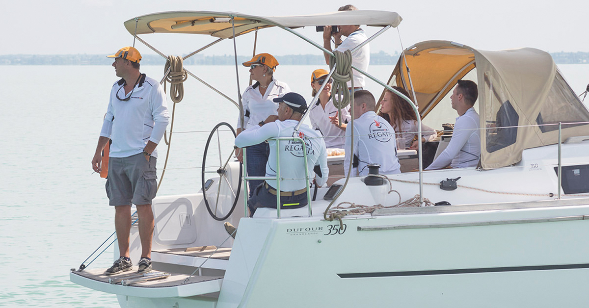 Használtautó.hu Regatta vitorlás csapatépítés | Füredyacht Charter