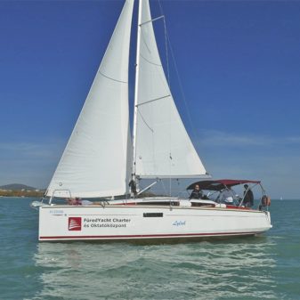 Jeanneau Sun Odyssey 349 túrahajó bérlés Balaton | Füredyacht Charter