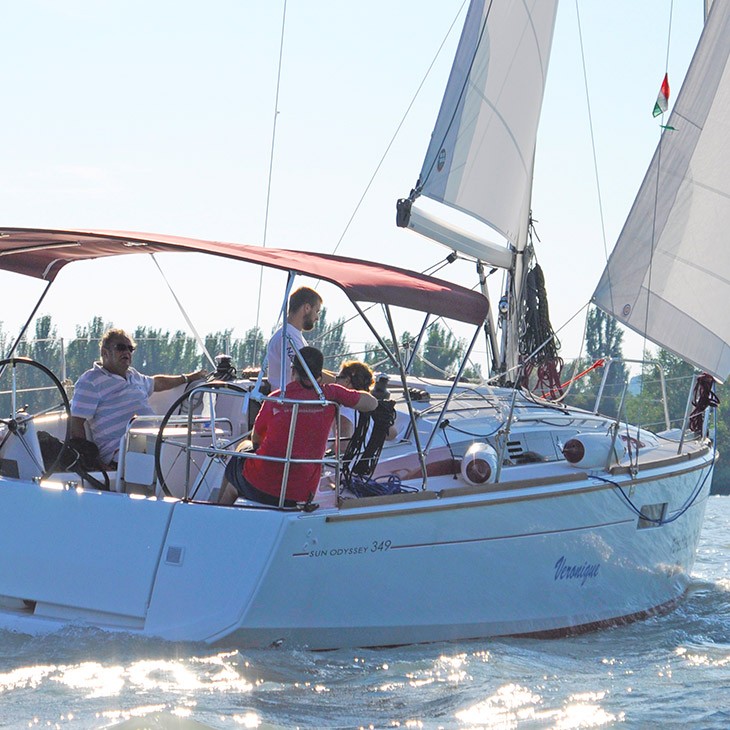 Jeanneau Sun Odyssey 349 sailboat charter | Füredyacht Charter