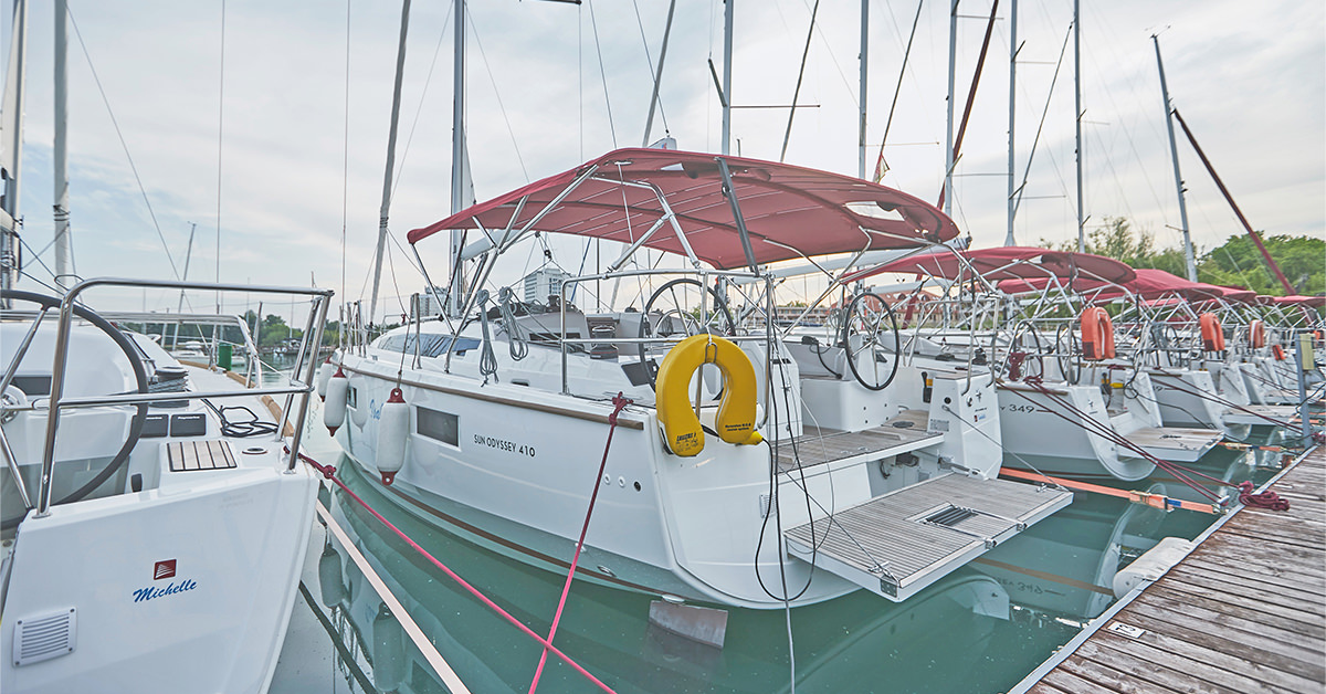 Hajóbérlés, hajó bérlés Balaton - FüredYacht Charter